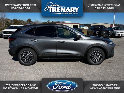 Used 2025 Ford Escape SE FWD image 1
