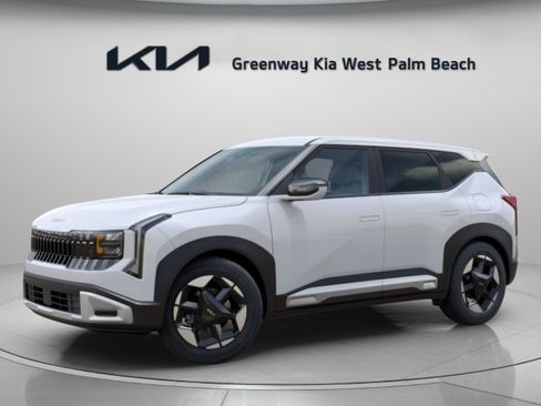 New 2027 Kia Seltos S FWD image 4