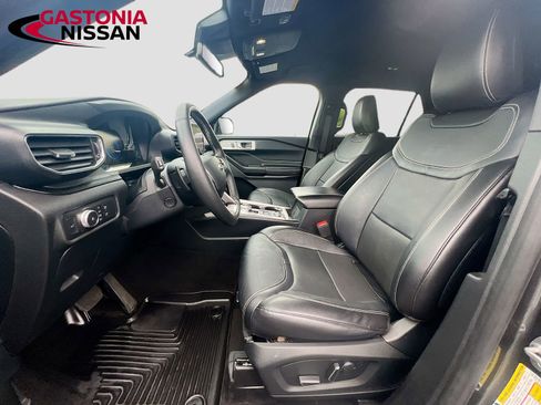 Used 2020 Ford Explorer ST AWD/4WD image 29