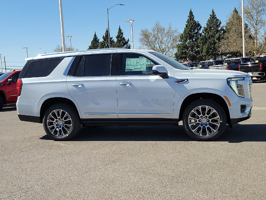 New 2026 GMC Yukon Denali w/ Denali Reserve Package AWD/4WD image 14