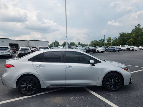 Used 2023 Toyota Corolla SE FWD image 7