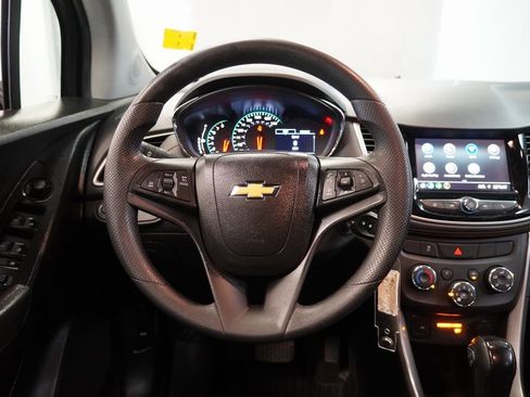 Used 2020 Chevrolet Trax LS w/ Tint and Cruise Package image 17