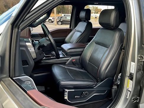 Used 2021 Ford F150 Lariat w/ Equipment Group 502A High image 27