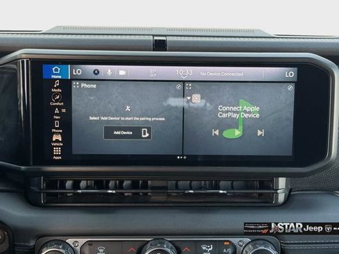 Used 2024 Jeep Wrangler Unlimited Rubicon 4xe w/ Technology Group image 12