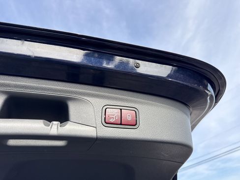 Used 2020 Mercedes-Benz GLE 350 image 34