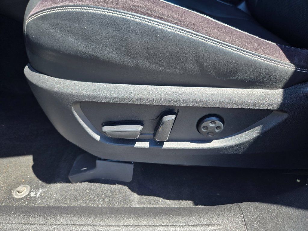 Used 2023 INFINITI QX50 Sport AWD/4WD image 17