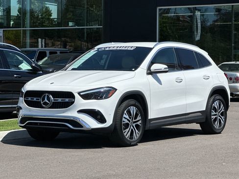 Certified 2026 Mercedes-Benz GLA 250 4MATIC image 8