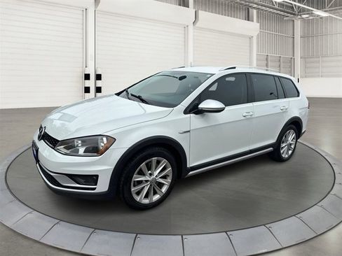 Used 2017 Volkswagen Golf Alltrack S AWD/4WD image 9
