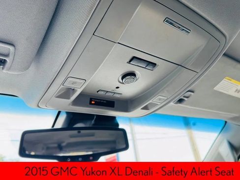 Used 2015 GMC Yukon XL Denali RWD image 28