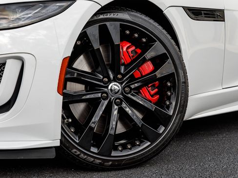 Used 2024 Jaguar F-TYPE R-Dynamic image 4