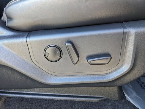 Used 2024 Ford Expedition XLT image 53