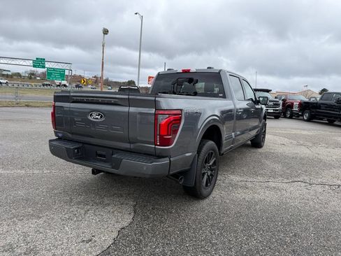 Used 2025 Ford F150 Platinum w/ FX4 Off-Road Package AWD/4WD image 34
