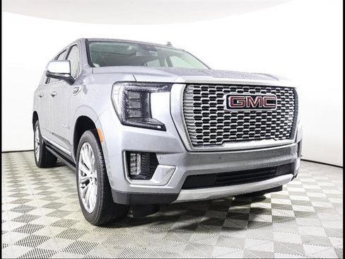 Used 2023 GMC Yukon Denali RWD image 1