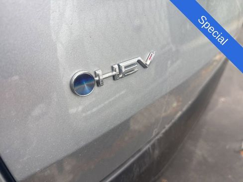 Used 2024 Toyota Grand Highlander XLE FWD image 4