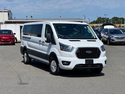 Used 2023 Ford Transit 350 XLT RWD image 1