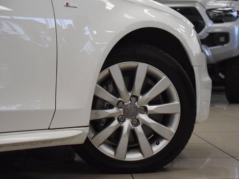 Used 2016 Audi A4 2.0T Premium image 31