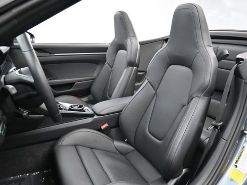 Used 2026 Porsche 911 Carrera T RWD image 5