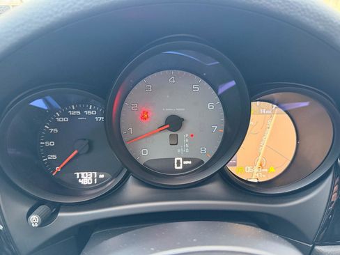 Used 2016 Porsche Macan S w/ Premium Package Plus image 30