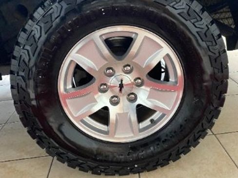 Used 2018 Chevrolet Silverado 1500 LTZ image 35