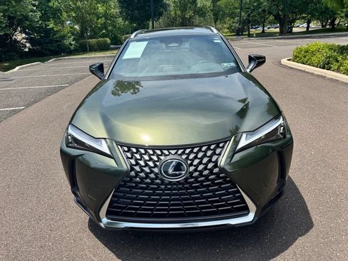 Used 2025 Lexus UX 300h AWD image 2
