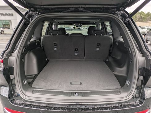 New 2026 Jeep Grand Cherokee Laredo X AWD/4WD image 27