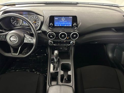 Certified 2025 Nissan Sentra S image 32