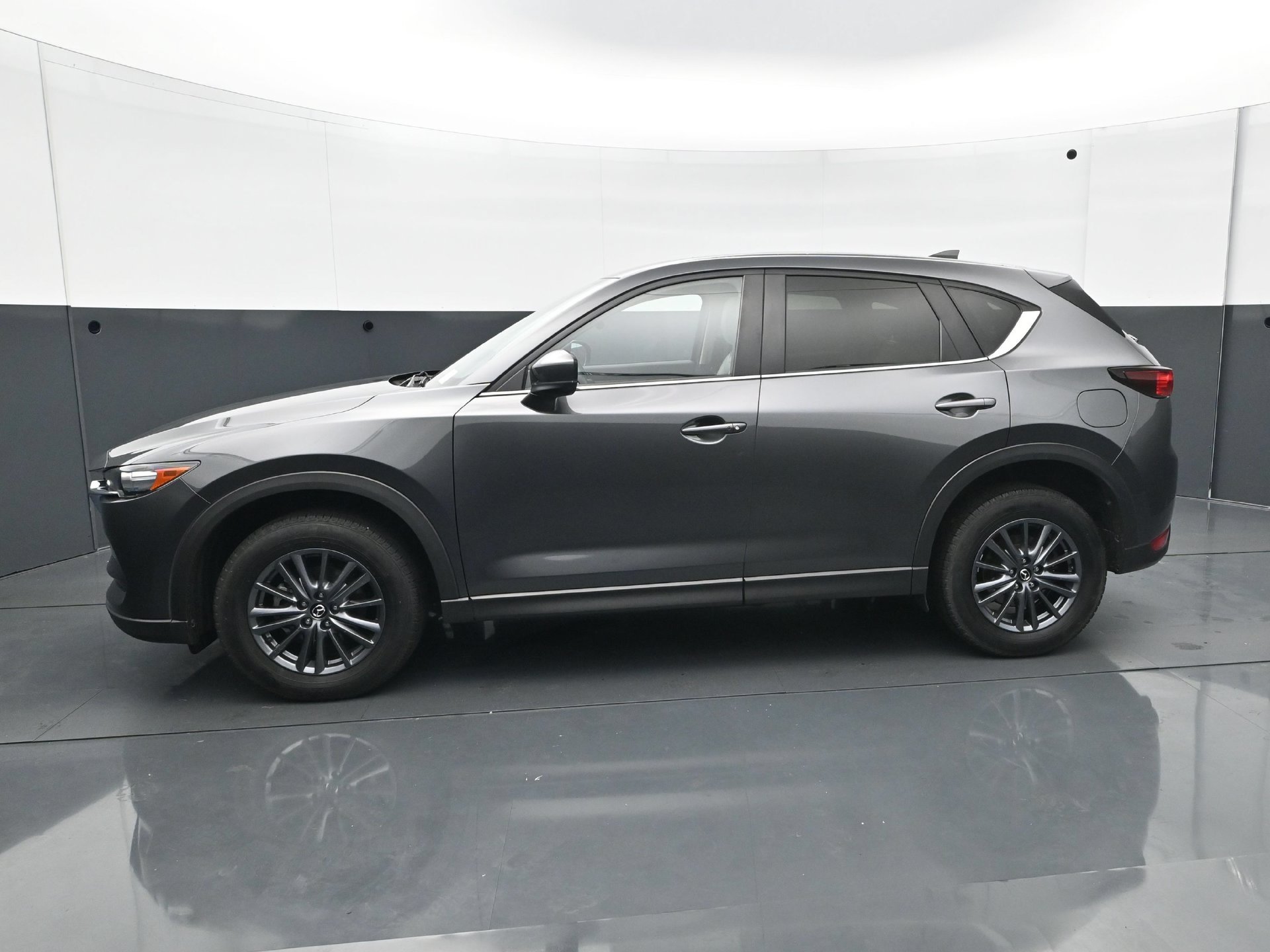Used 2021 MAZDA CX-5 Touring w/ Touring Preferred SV Package AWD/4WD image 2