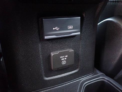 Used 2018 Jeep Wrangler Unlimited Rubicon AWD/4WD image 10