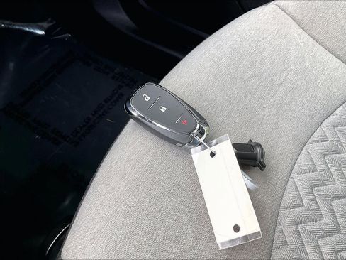 Used 2023 Chevrolet Equinox LS w/ LS Convenience Package FWD image 11