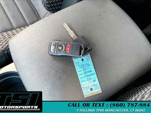 Used 2011 Nissan Frontier SV w/ SV Premium Utility Pkg image 11