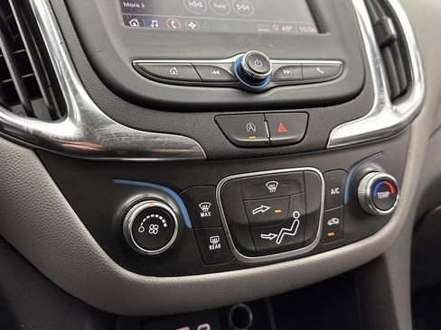 Used 2023 Chevrolet Equinox LS w/ LS Convenience Package image 13