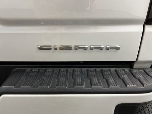Certified 2022 GMC Sierra 1500 Denali Ultimate AWD/4WD image 32