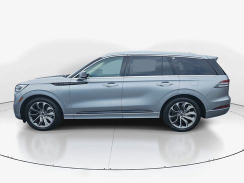 Used 2021 Lincoln Aviator Grand Touring w/ Equipment Group 302A AWD/4WD image 6
