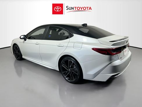Used 2025 Toyota Camry XSE image 6