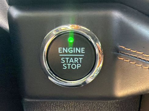 Used 2023 Ford Expedition Platinum RWD image 17