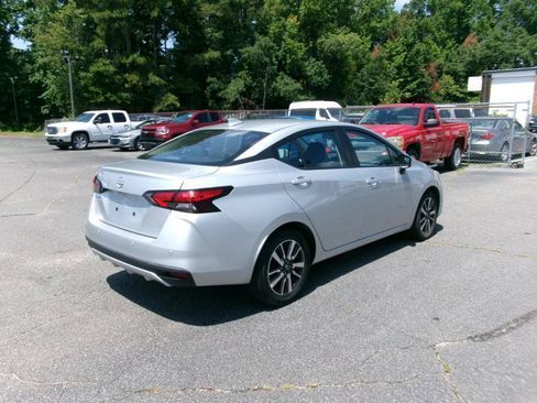 Used 2025 Nissan Versa SV FWD image 6