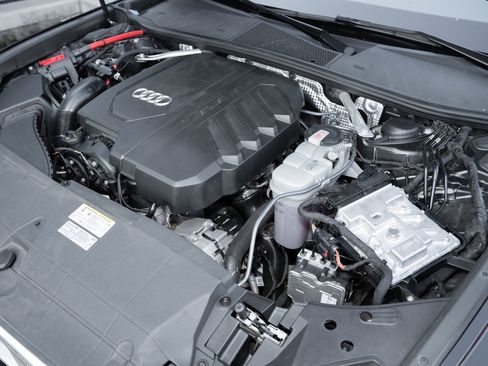 Used 2024 Audi A6 Premium Plus image 14