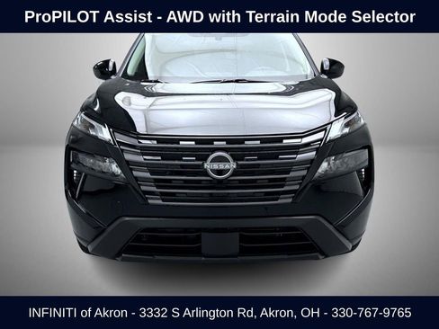 Used 2026 Nissan Rogue SV image 3