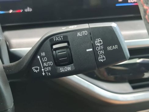 Used 2023 BMW X7 M60i w/ M Sport Professional Package image 27