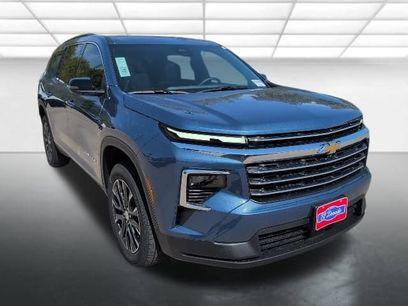 New 2026 Chevrolet Traverse LT w/ Sun and Wheel Package