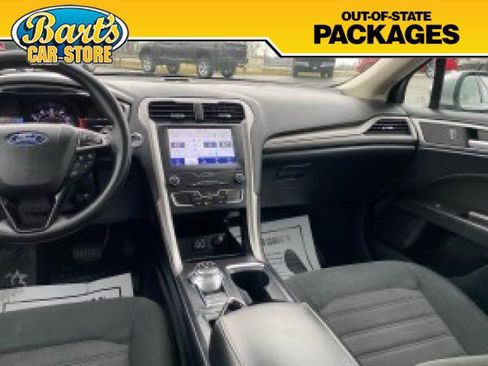 Used 2020 Ford Fusion SE AWD/4WD image 19
