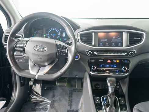 Used 2017 Hyundai Ioniq SEL FWD image 12