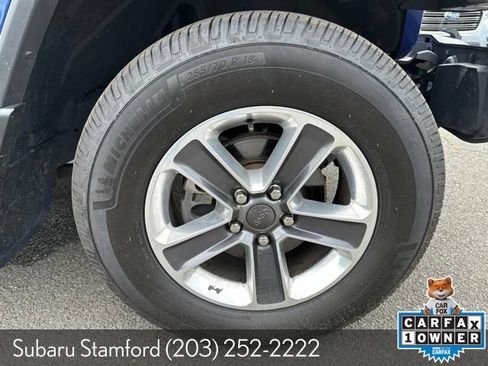 Used 2019 Jeep Wrangler Unlimited Sahara AWD/4WD image 31