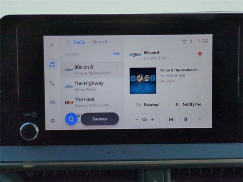 Used 2023 Toyota Prius XLE image 17