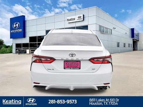 Used 2023 Toyota Camry SE FWD image 6