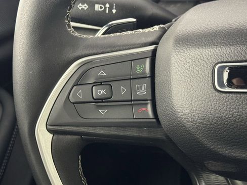 New 2024 Jeep Grand Cherokee L Altitude image 19