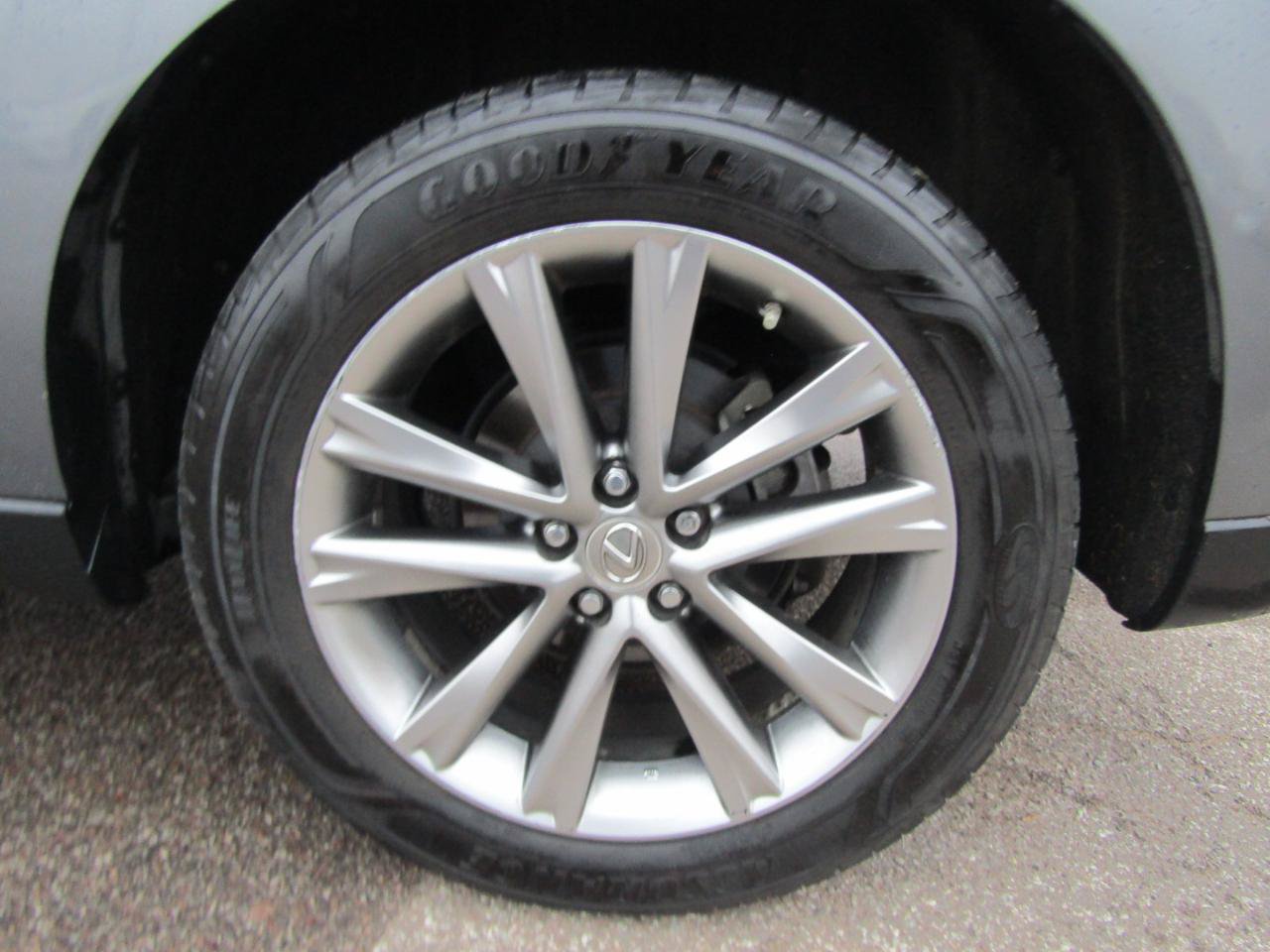 Used 2013 Lexus RX 450h FWD w/ Navigation Pkg image 62