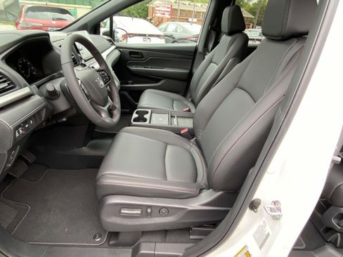 New 2026 Honda Odyssey Sport-L image 7