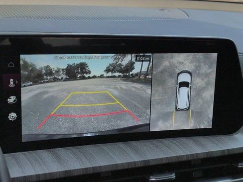 Used 2024 Kia Telluride SX w/ Towing Package FWD image 20