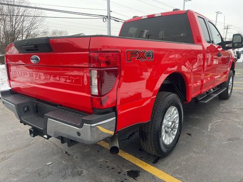 Used 2022 Ford F350 XLT w/ XLT Value Package image 5